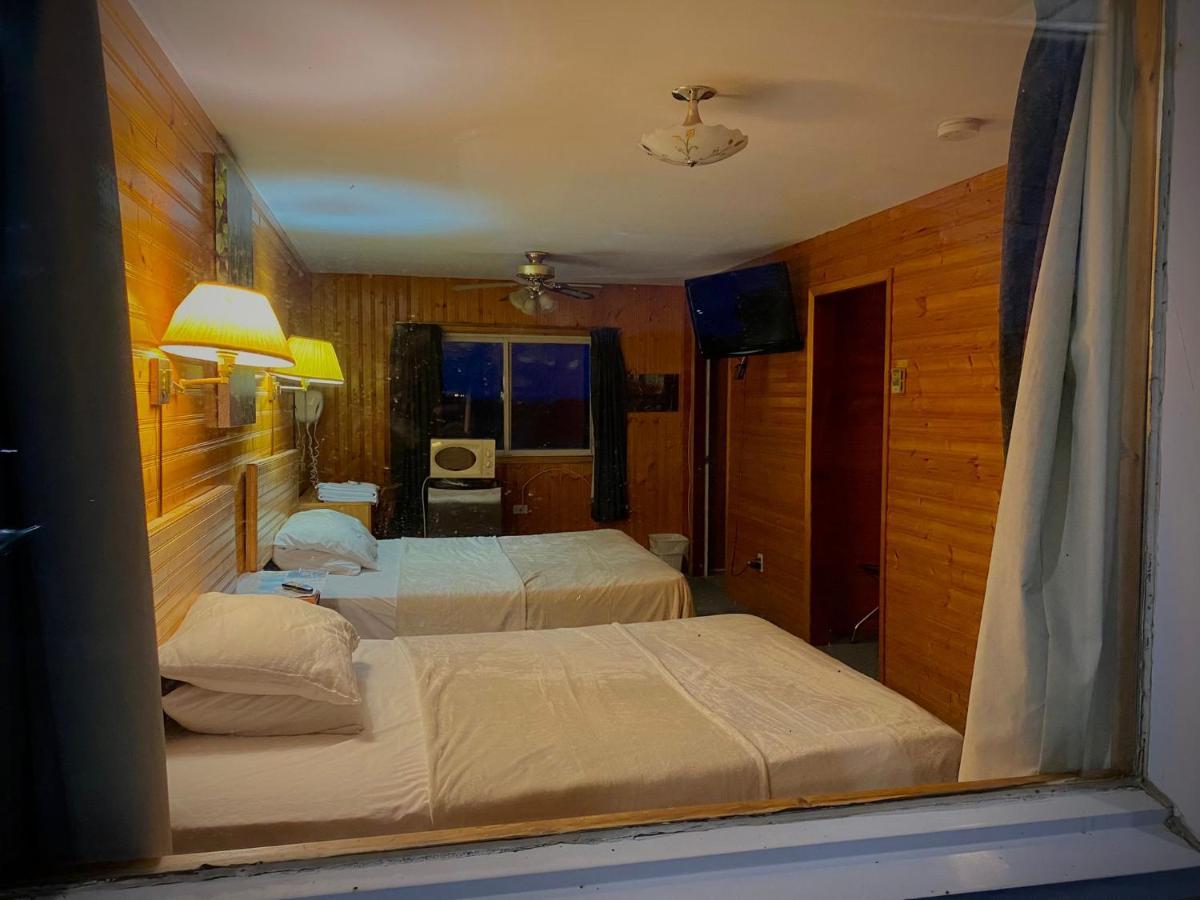 Hillcrest Motel Saint-Jean Extérieur photo